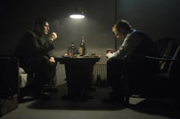 Fig.2: Flammen (Thure Lindhardt) og Citronen (Mads Mikkelsen) i kælderen hos familien Bomhoff, Flammens tilholdssted. Foto af Britta Krehl]
