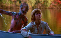 Fig. 2. I Alices mareridtssekvens genbruges klip fra 1'eren. Den druknede Jason dukker op af Crystal Lake.