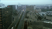 Fig. 3: Tågen hænger over København som en forbandelse, der hviler over Theben. Foto: DR.