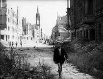 Fig. 5. A new way of filming people and the world they live in: Germany Year Zero (1948).
