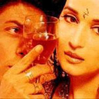 Fig. 7. Sharukh Khan & Madhuri Dixit in Sanjay Leela Bansali's Devdas (2002).