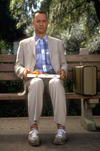 Fig.8: The Curious Case of Benjamin Button deler sin hang til sentimentale replikker med Forrest Gump. Her ses Tom Hanks som Forrest.