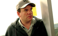 Fig. 11: David Simon i vanlig afslappet stil.