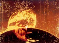 Fig. 14: Tematisk hænger Container sammen med Stan Brakhages Dog Man Star: Prelude (1962) bl.a. i fokus på atombomber og nukleare ulykker.