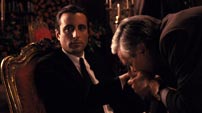 Fig. 28: Vincent Corleones indtræden som nyt overhoved markerer enden på Michaels æra og håbløse kamp for at redde sin familie fra de synder han selv har begået.
