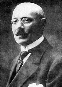 Fig. 9: Den franske instruktør Louis Feuillade har stået bag mere end 800 film, og har via sine film udødeliggjort den tværmedielle skurk Fantômas.