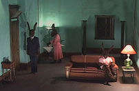 Fig. 18-19: (Bevidst) genstridige elementer fra hhv. Eraserhead (1977) og Inland Empire (2007).