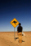Fig. 2: Michael James Rowlands Lucky Miles en road komedie om flygtninge i Australien.