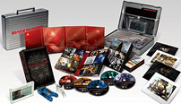 Fig. 13. Med DVD-mediet og de mange versioneringer af samme film, er det ikke længere til at sige, hvad der er den ”rigtige” film. Én ting er dog sikker: en ”rigtig” filmbuff må have alle versioner. På billedet ses den foreløbigt definitive Blade Runner-box med samtlige udgaver af filmen og massevis af ekstramateriale.