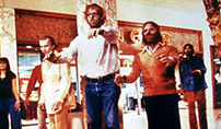 Fig. 3: Zombie! Der er både abstrakte og konkrete grunde til at blive bange for  film om menneskeædere.