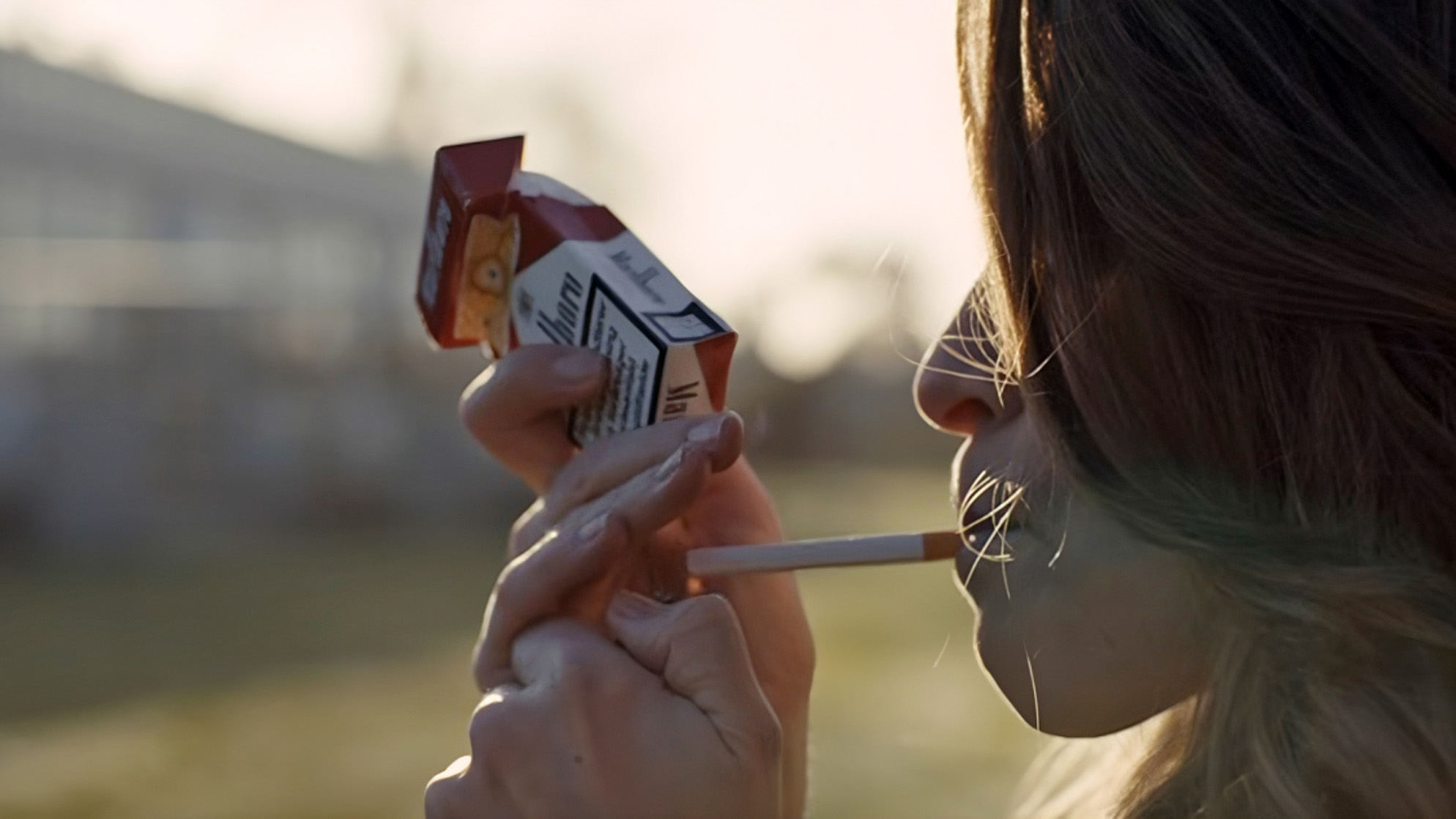 Serierygning og rygepauser: Rygning og nikotinprodukter i danske serier